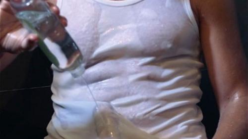 oil-white-shirt-and-nylon-shor_7.jpg