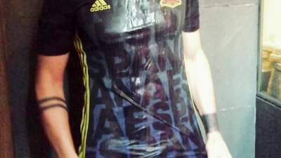 wet-smelly-football-kit_2.jpg