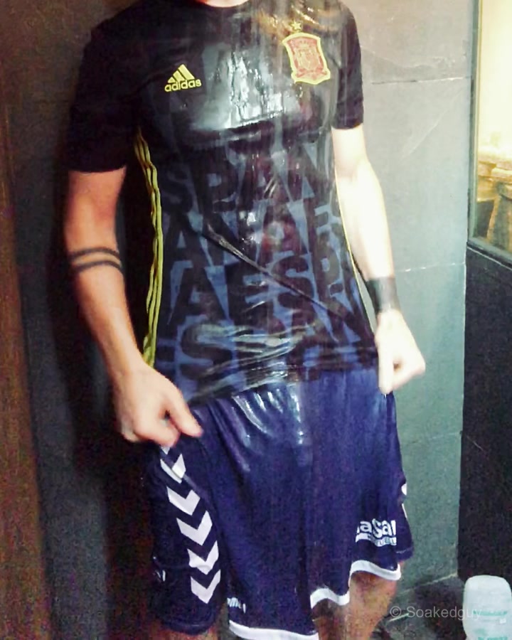 wet-smelly-football-kit_main.jpg