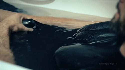 wetmate-bath-in-blue-jeans_12.jpg